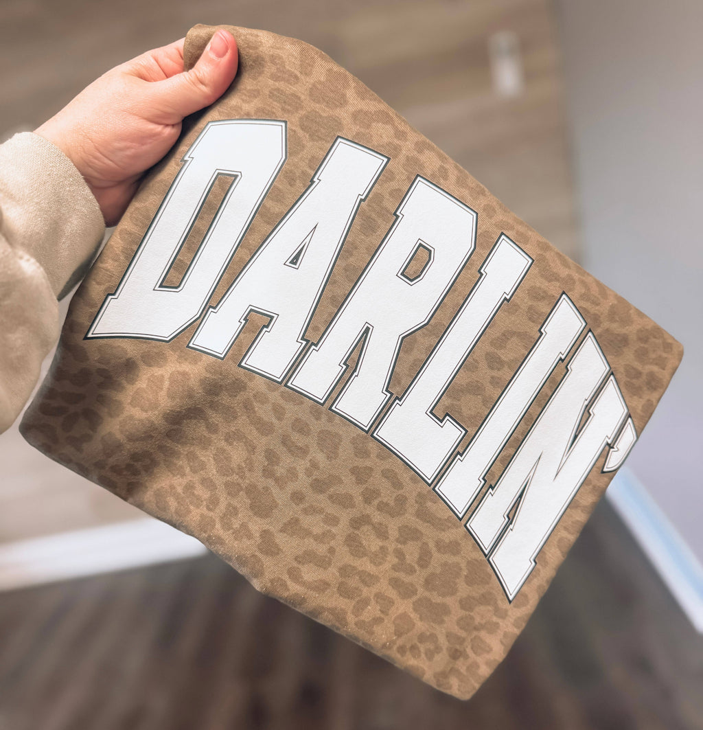 🤎 Darlin’ Leopard Graphic Tee 🤎 Per-Order
