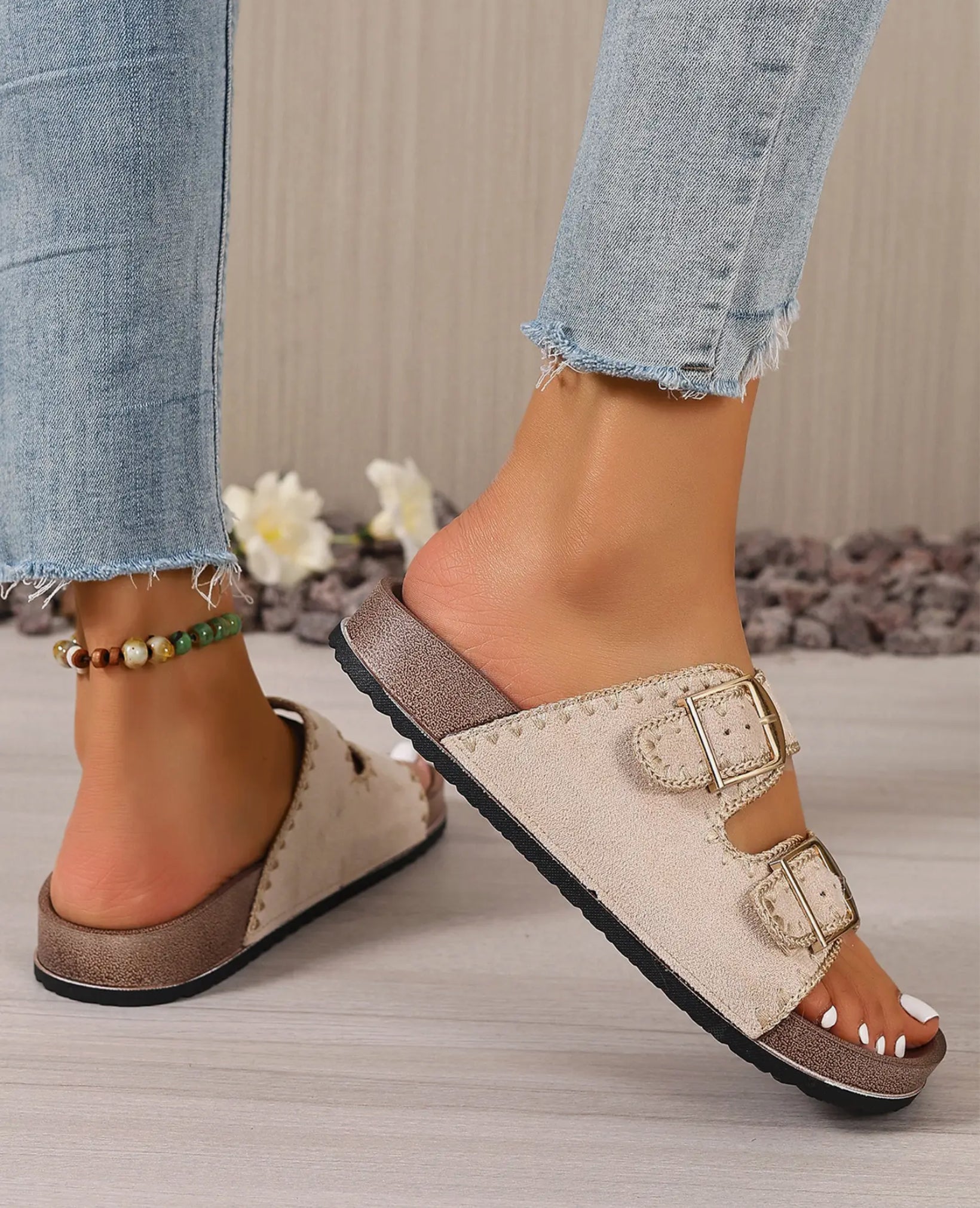 🤍 Desert Bloom Buckle Sandals