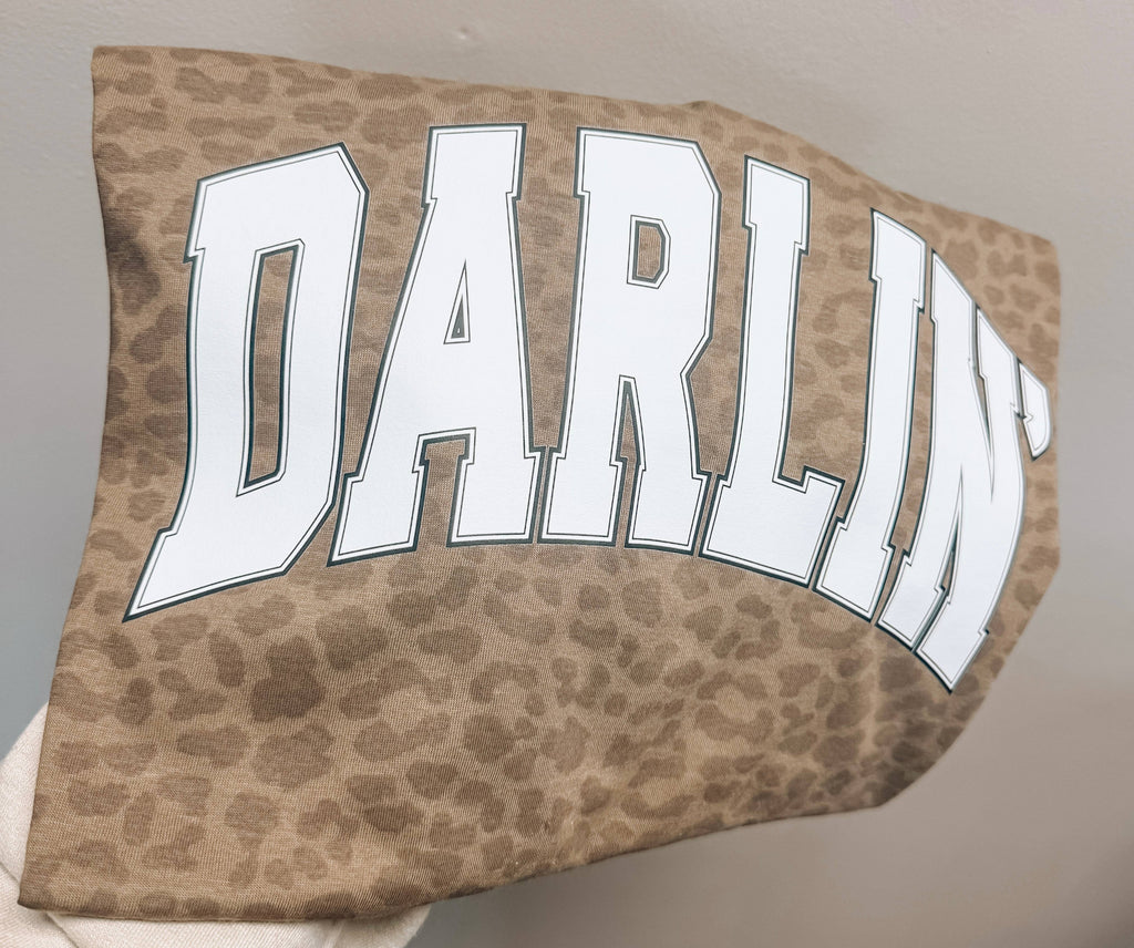 🤎 Darlin’ Leopard Graphic Tee 🤎 Per-Order