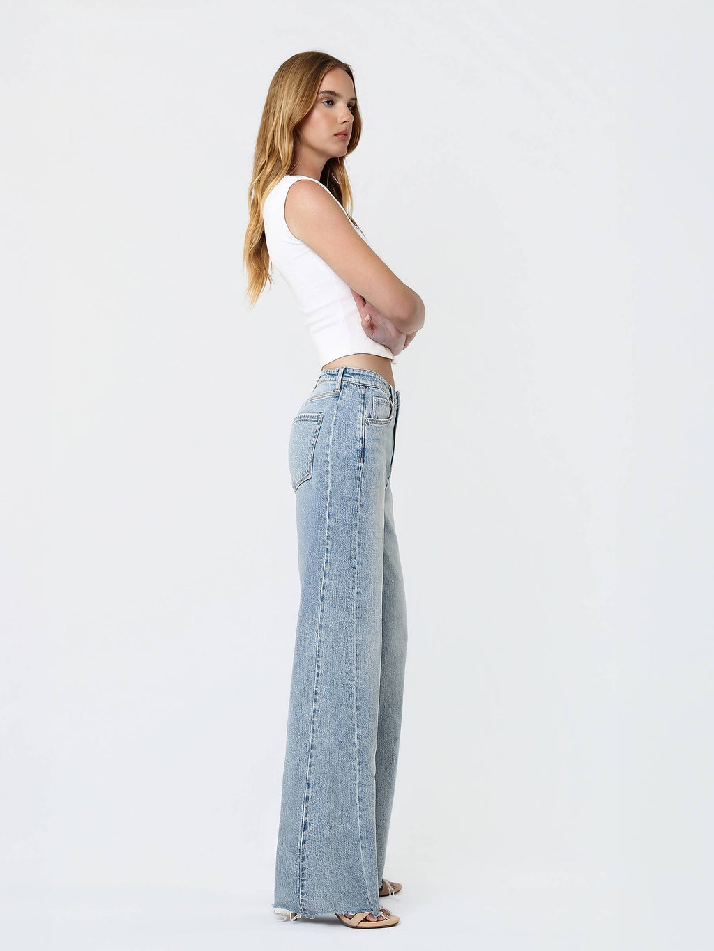 FLYING MONKEY SUPER HIGH RISE UNEVEN RAW HEM VINTAGE FLARE JEANS